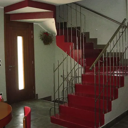 Flumen Hotel *
